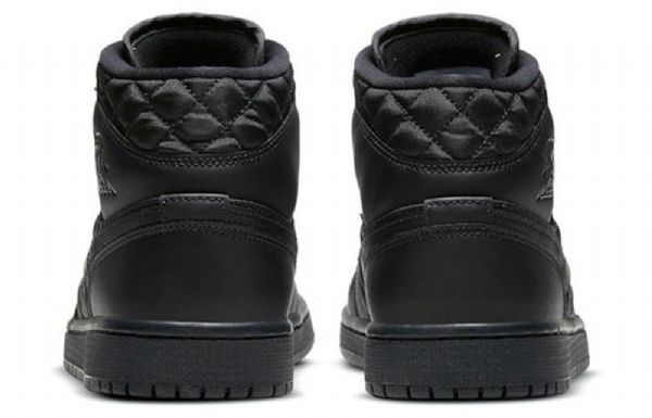 Nike Air Jordan 1 Mid Tops Se Retro Basketball Shoes Dame Svarte