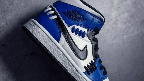 Nike Air Jordan 1 Mid Tops Se Sisterhood Sko Herre Blå