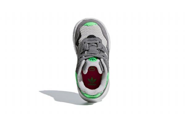 Nike Air Jordan 1 Mid Tops Se Sko Barn Gul