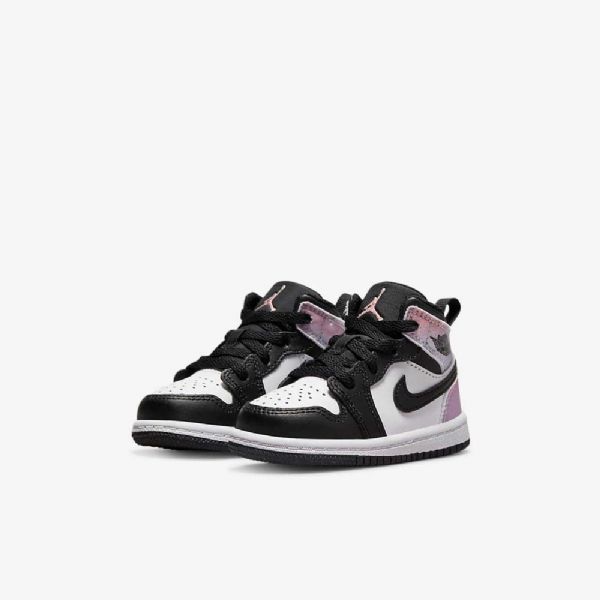 Nike Air Jordan 1 Mid Tops Se Sko Barn Svarte Hvite Korall
