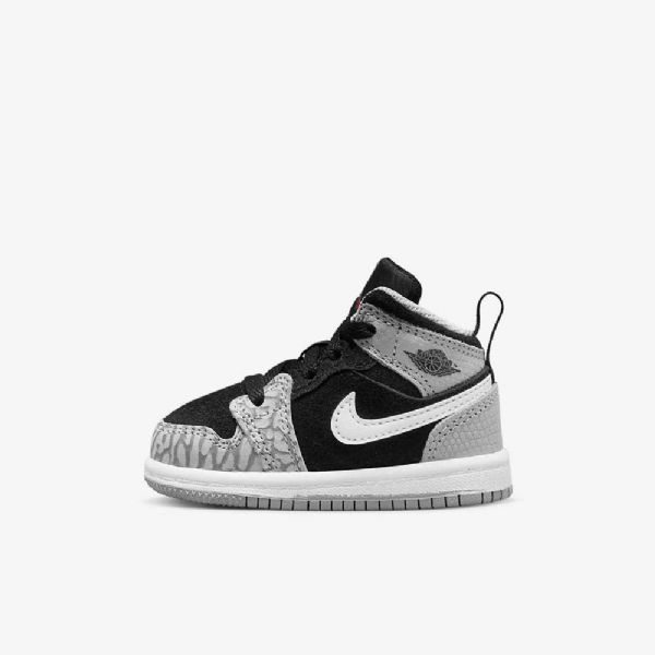 Nike Air Jordan 1 Mid Tops Se Sko Barn Svarte Hvite Lyse Grå Rød