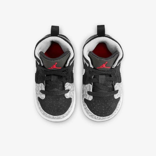 Nike Air Jordan 1 Mid Tops Se Sko Barn Svarte Hvite Lyse Grå Rød