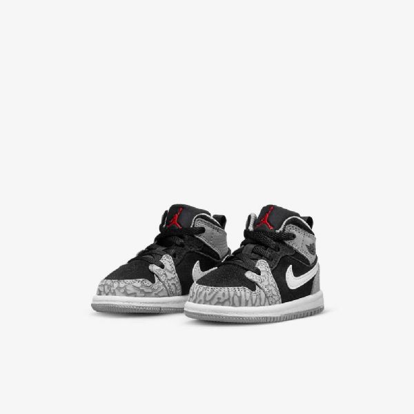 Nike Air Jordan 1 Mid Tops Se Sko Barn Svarte Hvite Lyse Grå Rød