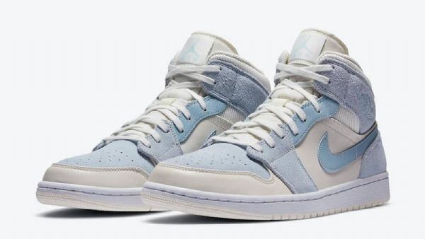 Nike Air Jordan 1 Mid Tops Se Sko Dame Lyse Blå Hvite