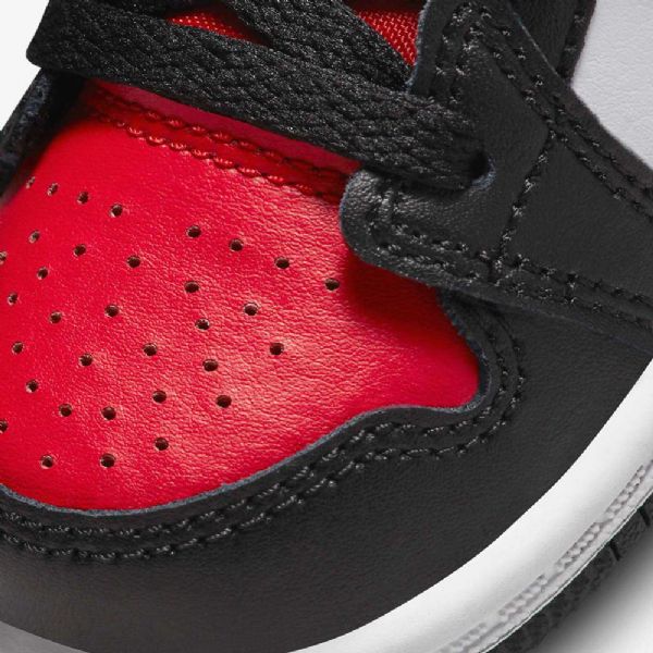 Nike Air Jordan 1 Mid Tops Sko Barn Svarte Hvite Rød