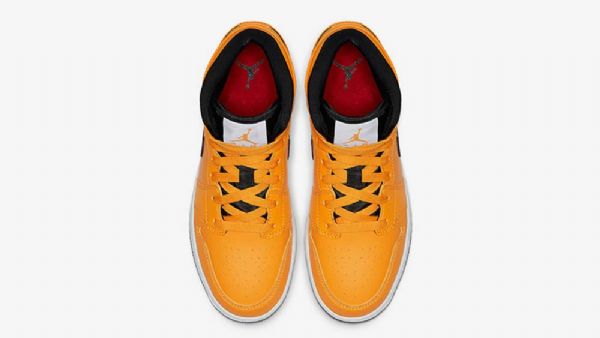 Nike Air Jordan 1 Mid Tops Sko Herre Gull Svarte