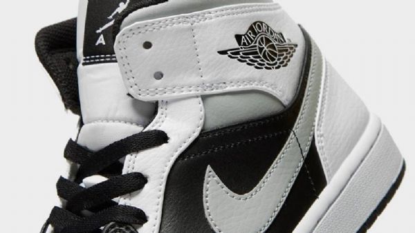 Nike Air Jordan 1 Mid Tops Sko Herre Svarte Grå