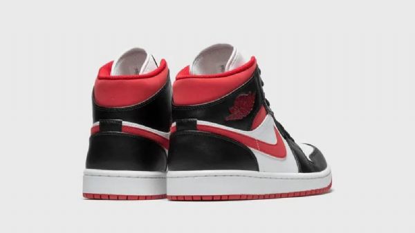 Nike Air Jordan 1 Mid Tops Sko Herre Svarte Rød