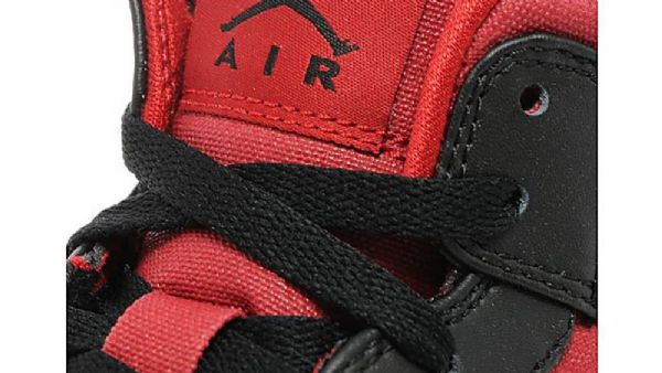 Nike Air Jordan 1 Mid Tops Sko Herre Svarte Rød