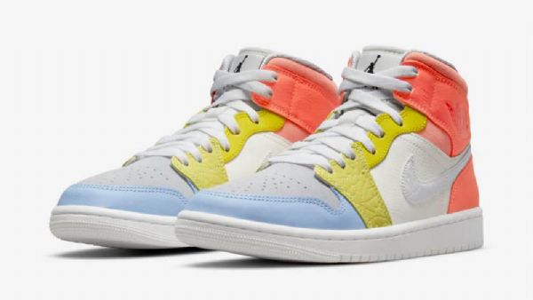Nike Air Jordan 1 Mid Tops To My First Coach Sko Dame Multicolor