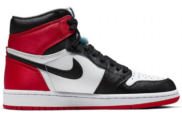 Nike Air Jordan 1 Retro High Tops Basketball Shoes Dame Svarte
