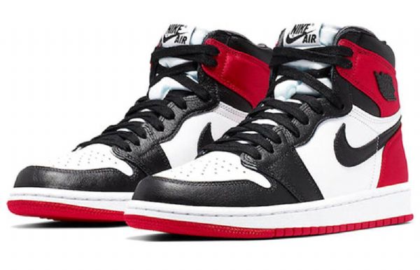 Nike Air Jordan 1 Retro High Tops Basketball Shoes Dame Svarte