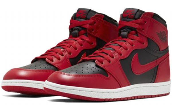 Nike Air Jordan 1 Retro High Tops Basketball Shoes Herre Rød