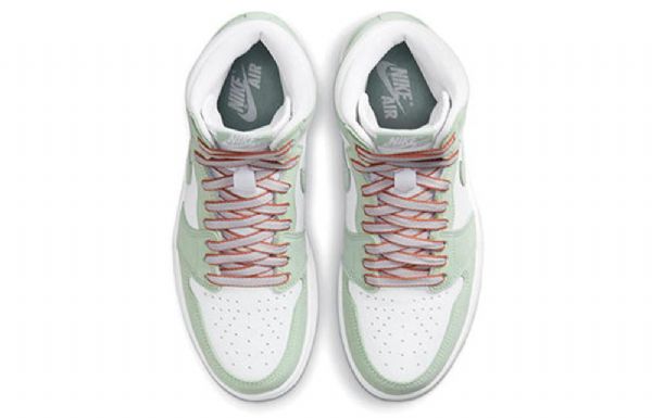 Nike Air Jordan 1 Retro High Tops Og Basketball Shoes Dame Mint Hvite