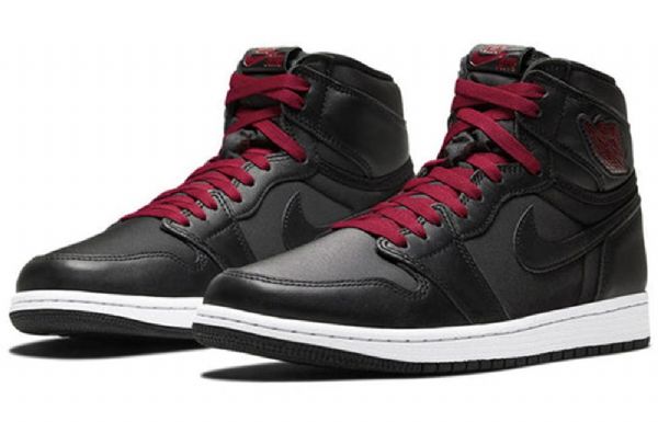 Nike Air Jordan 1 Retro High Tops Og Basketball Shoes Herre Svarte Rød