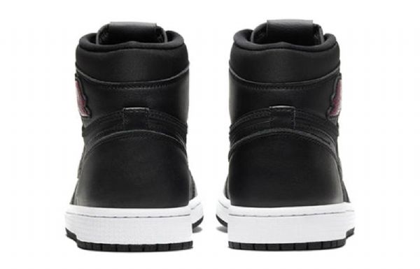 Nike Air Jordan 1 Retro High Tops Og Basketball Shoes Herre Svarte Rød