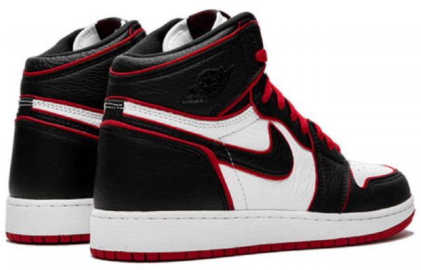 Nike Air Jordan 1 Retro High Tops Og Bg Basketball Shoes Herre Svarte Hvite