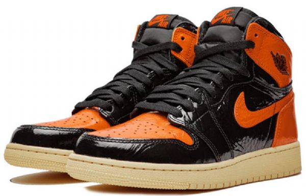Nike Air Jordan 1 Retro High Tops Og Bg Basketball Shoes Herre Svarte Oransje