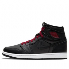 Nike Air Jordan 1 Retro High Tops Og Bg Basketball Shoes Herre Svarte Rød