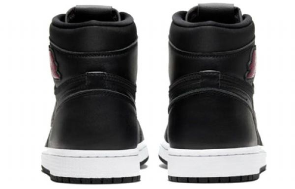 Nike Air Jordan 1 Retro High Tops Og Bg Basketball Shoes Herre Svarte Rød