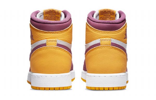 Nike Air Jordan 1 Retro High Tops Og Gs Basketsko Herre Gul Lilla Hvite