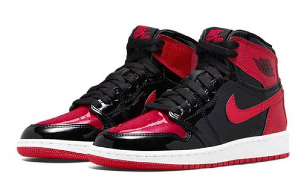 Nike Air Jordan 1 Retro High Tops Og Gs Basketsko Herre Hvite Rød