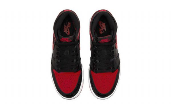 Nike Air Jordan 1 Retro High Tops Og Gs Basketsko Herre Hvite Rød