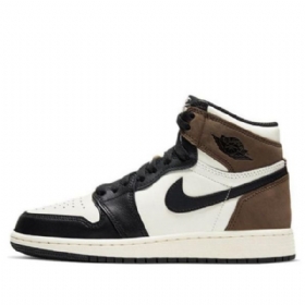 Nike Air Jordan 1 Retro High Tops Og Gs Basketsko Herre Svarte Hvite Brune
