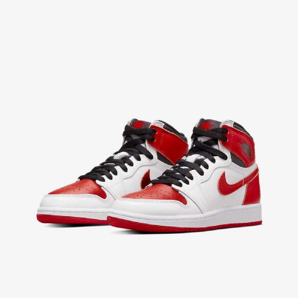 Nike Air Jordan 1 Retro High Tops Og Sko Barn Hvite Svarte Rød