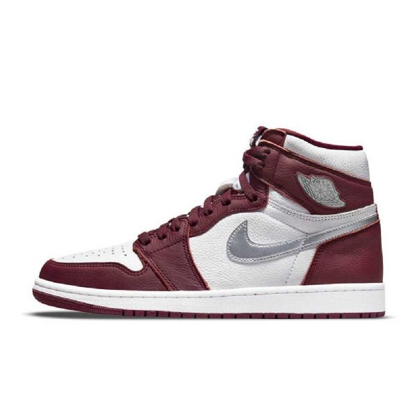 Nike Air Jordan 1 Retro High Tops Og Sko Dame Burgunder Hvite