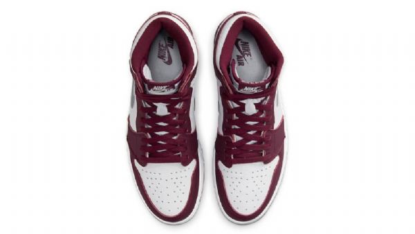 Nike Air Jordan 1 Retro High Tops Og Sko Herre Burgunder Hvite