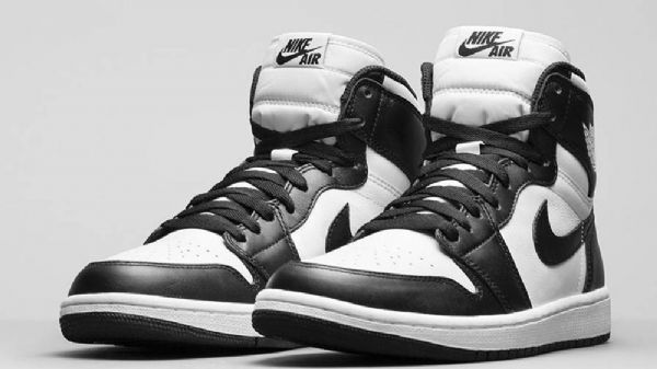 Nike Air Jordan 1 Retro High Tops Og Sko Herre Svarte Hvite
