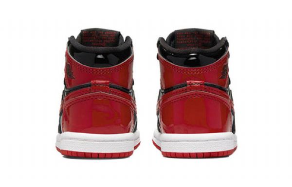 Nike Air Jordan 1 Retro High Tops Og Td Basketball Shoes Barn Hvite Rød