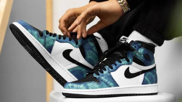 Nike Air Jordan 1 Retro High Tops Og Tie Dye Sko Herre Multicolor