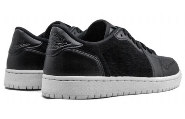 Nike Air Jordan 1 Retro Low Tops Ns Basketball Shoes Dame Svarte