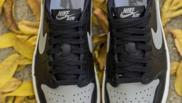 Nike Air Jordan 1 Retro Low Tops Og Shadow Sko Herre Svarte Grå
