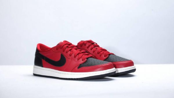 Nike Air Jordan 1 Retro Low Tops Og Sko Herre Rød Svarte