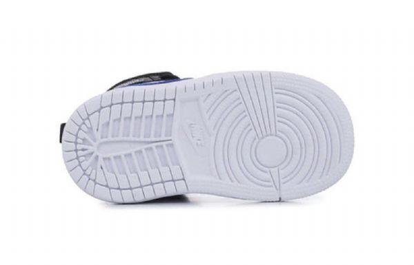 Nike Air Jordan 1 Retro Mid Tops Bt Basketball Shoes Barn Svarte Hvite