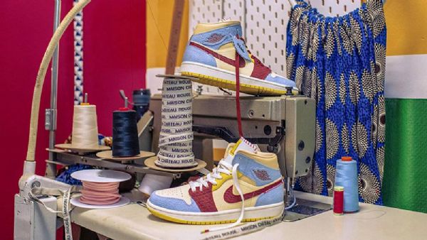 Nike Maison Chateau X Jordan 1 Mid Tops Fearless Sko Dame Multicolor