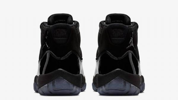 Nike Air Jordan 11 Cap And Gown Sko Herre Svarte