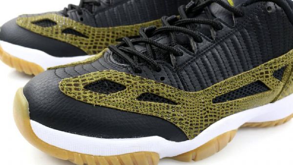 Nike Air Jordan 11 Ie Low Tops Croc Sko Herre Olivengrønne Svarte