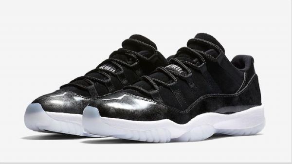 Nike Air Jordan 11 Low Tops Barons Sko Herre Svarte