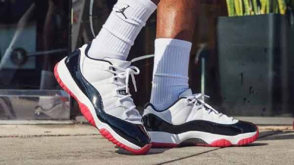 Nike Air Jordan 11 Low Tops Concord Bred Sko Herre Hvite Svarte