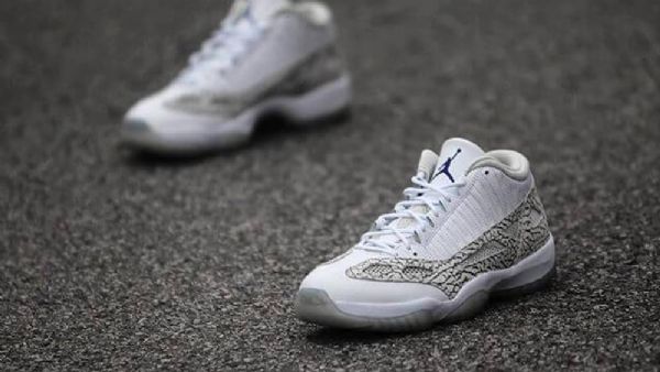 Nike Air Jordan 11 Low Tops Ie Cobalt Sko Herre Hvite