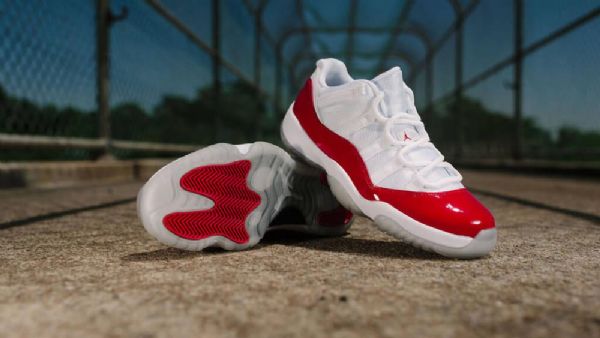 Nike Air Jordan 11 Low Tops Sko Herre Hvite Gull