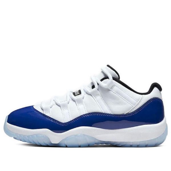 Nike Air Jordan 11 Retro Low Tops Basketball Shoes Dame Svarte Hvite