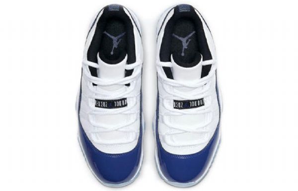 Nike Air Jordan 11 Retro Low Tops Basketball Shoes Dame Svarte Hvite