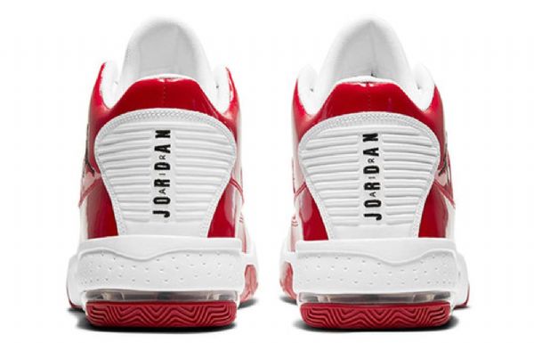 Nike Air Jordan Max Aura 2 Retro Basketball Shoes Herre Hvite Rød