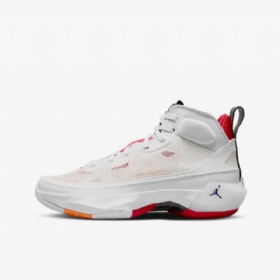 Nike Air Jordan Xxxvii Sko Barn Hvite Lyse Sølv Svarte Rød