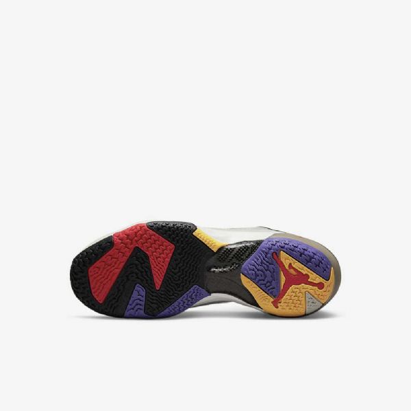 Nike Air Jordan Xxxvii Sko Barn Lyse Svarte Mørke Rød